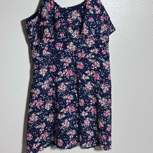 Candie’s Women Summer Romper Blue Floral size 5 - Picture 2 of 7